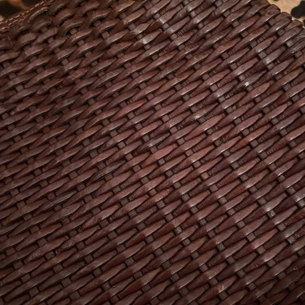 Cee Klein Woven Leather Crossbody Bag - Picture 12 of 13